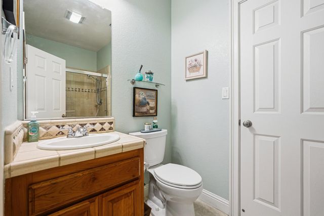 3210 Lori Ct, Roseville, CA 95747