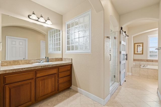 3210 Lori Ct, Roseville, CA 95747