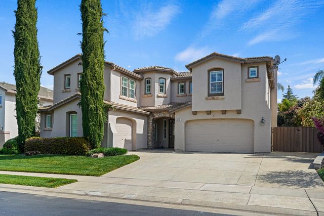 3210 Lori Ct, Roseville, CA 95747