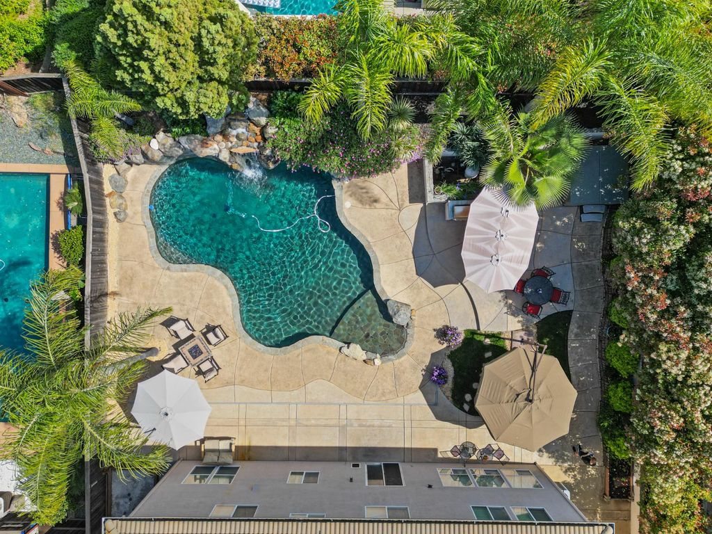 3210 Lori Ct, Roseville, CA 95747