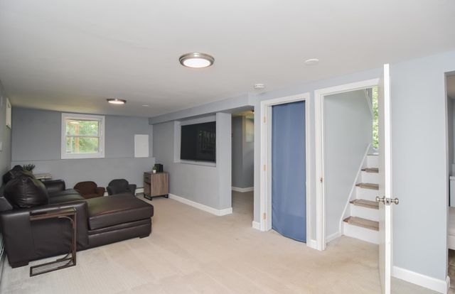3 Greenleaf Street, Merrimack, NH 03054