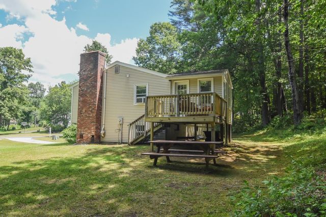 3 Greenleaf Street, Merrimack, NH 03054