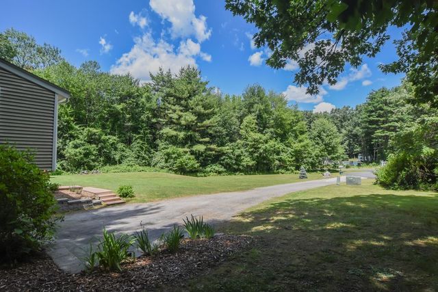 3 Greenleaf Street, Merrimack, NH 03054