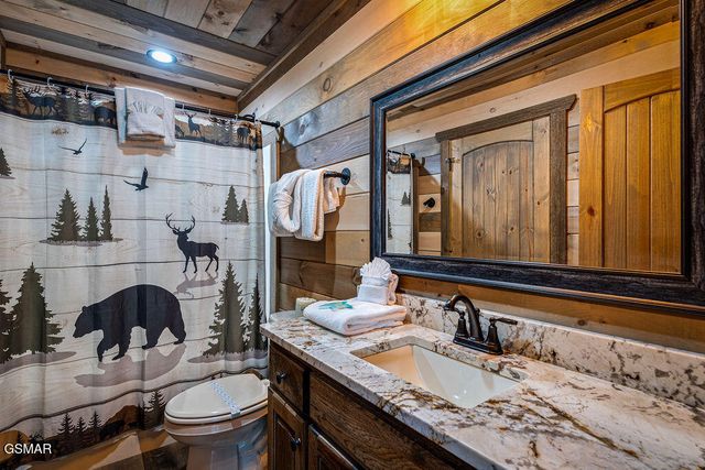 2011 Turkey Creek Way, Pigeon Forge, TN 37862