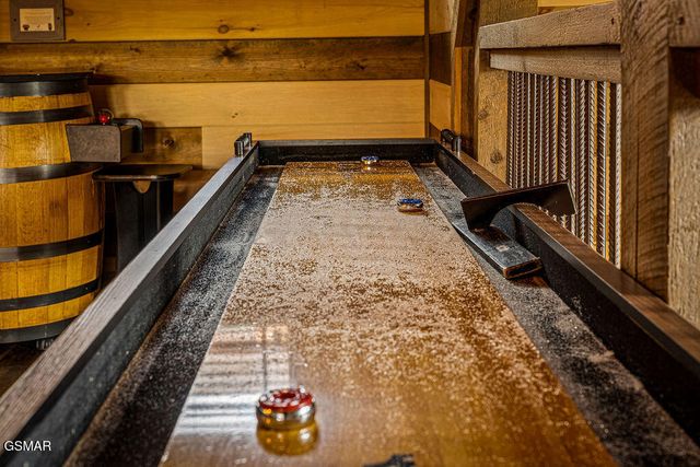 2011 Turkey Creek Way, Pigeon Forge, TN 37862