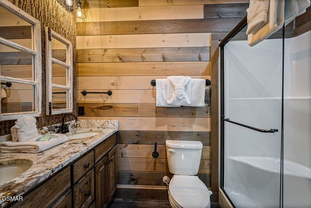 2011 Turkey Creek Way, Pigeon Forge, TN 37862