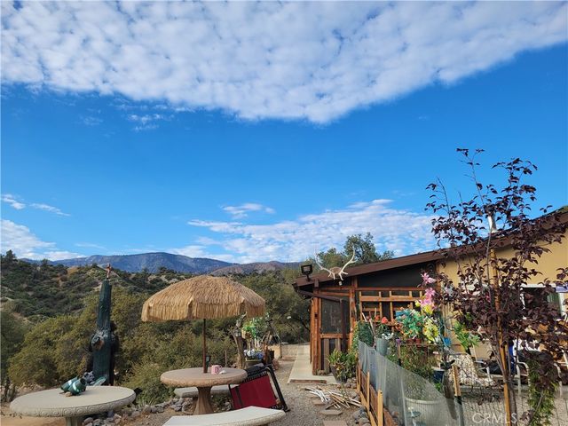 3131 Whispering Pines Rd, Pinon Hills, CA 92397
