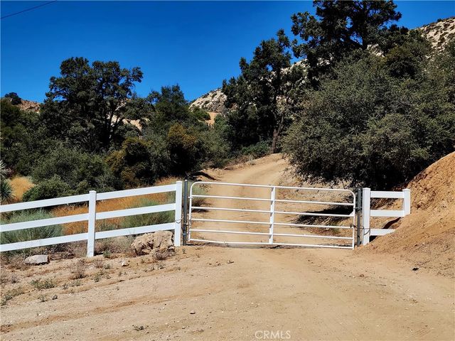 3131 Whispering Pines Rd, Pinon Hills, CA 92397