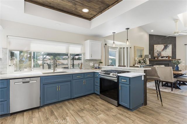 13582 Oak Hill Court, Yucaipa, CA 92399