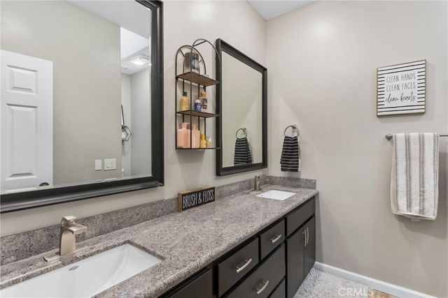 13582 Oak Hill Court, Yucaipa, CA 92399