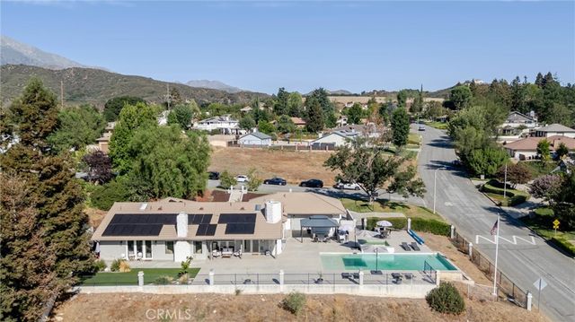 13582 Oak Hill Court, Yucaipa, CA 92399