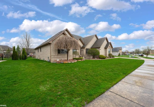 14155 Glenwood Drive, Shelby Twp, MI 48315