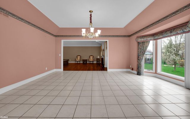 14155 Glenwood Drive, Shelby Twp, MI 48315