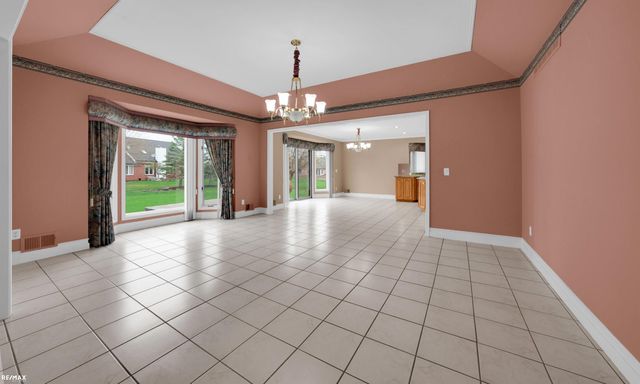 14155 Glenwood Drive, Shelby Twp, MI 48315