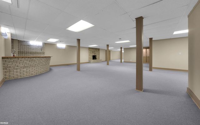 14155 Glenwood Drive, Shelby Twp, MI 48315