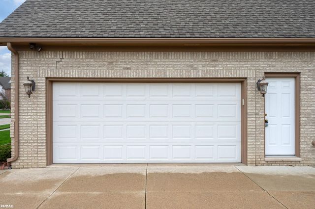 14155 Glenwood Drive, Shelby Twp, MI 48315