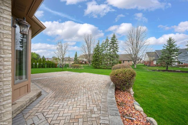 14155 Glenwood Drive, Shelby Twp, MI 48315