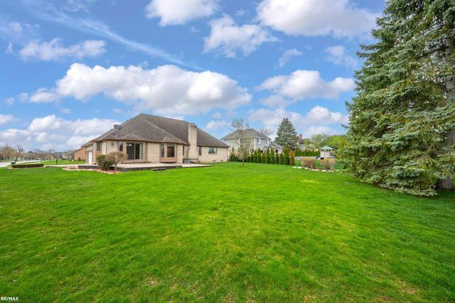 14155 Glenwood Drive, Shelby Twp, MI 48315