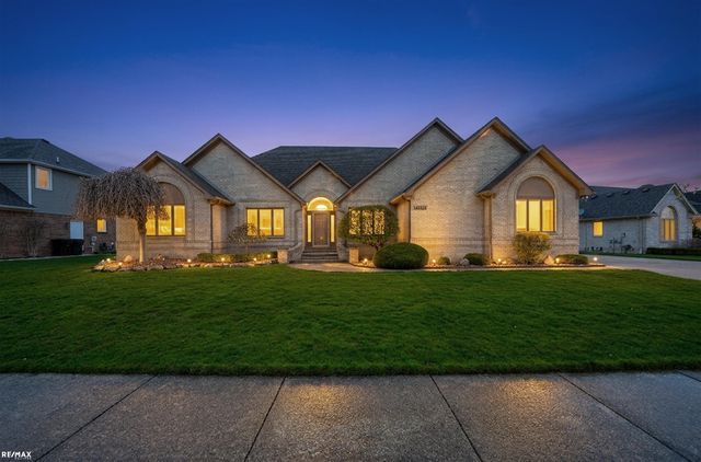 14155 Glenwood Drive, Shelby Twp, MI 48315