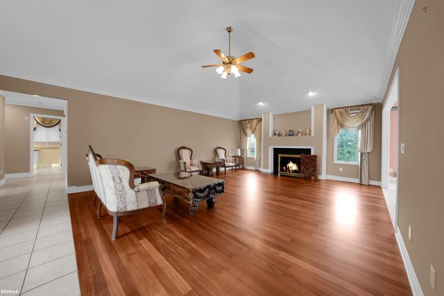 14155 Glenwood Drive, Shelby Twp, MI 48315