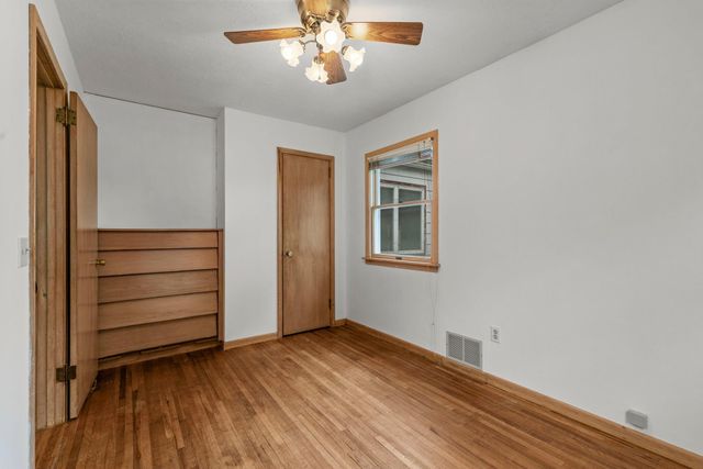 823 Oakwood Drive, Anoka, MN 55303