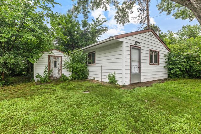 823 Oakwood Drive, Anoka, MN 55303