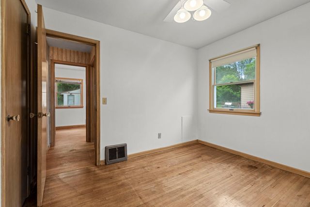 823 Oakwood Drive, Anoka, MN 55303