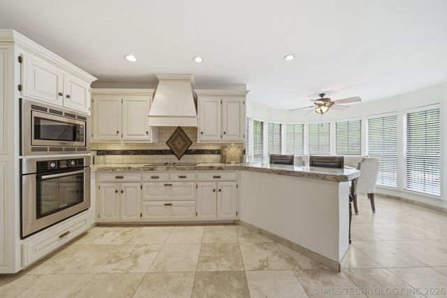18422 E 92nd Street North, Owasso, OK 74055