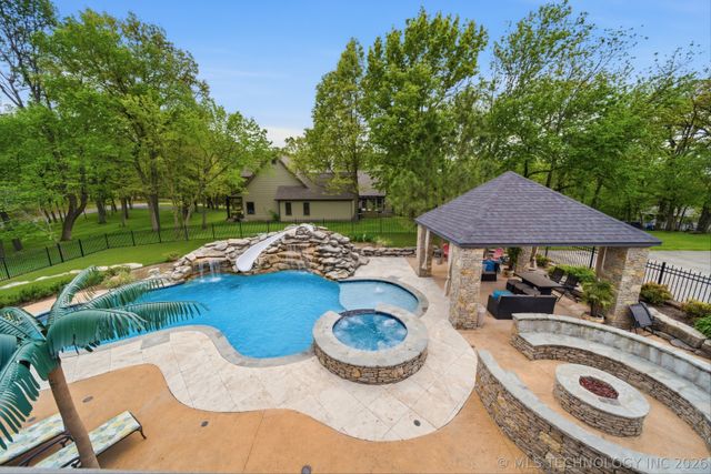 18422 E 92nd Street North, Owasso, OK 74055