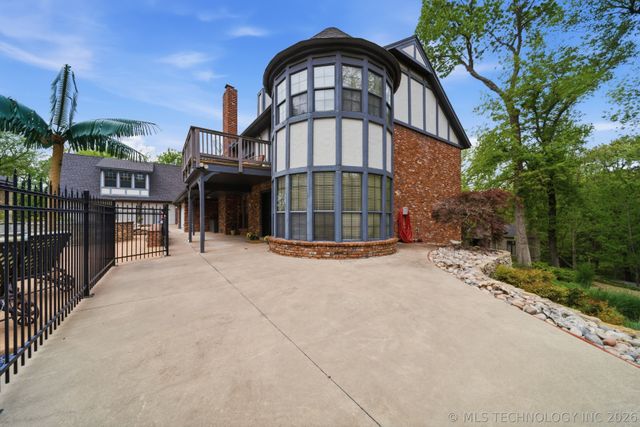 18422 E 92nd Street North, Owasso, OK 74055
