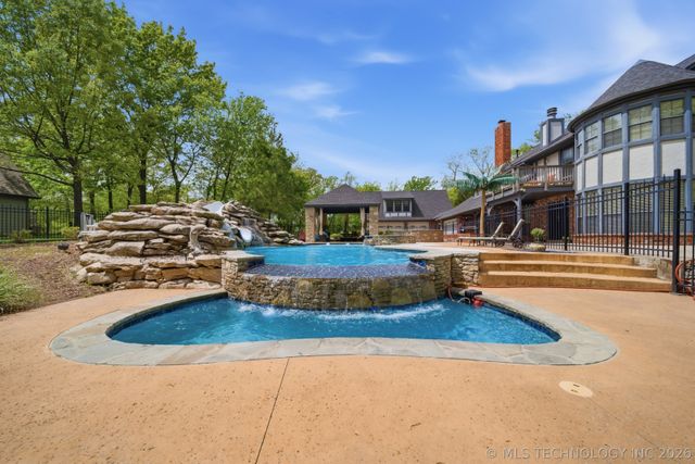 18422 E 92nd Street North, Owasso, OK 74055