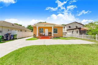 3321 W WOODLAWN AVENUE, Tampa, FL 33607