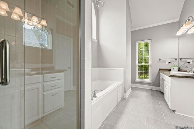 6130 Wildlife Way Ct, Baton Rouge, LA 70817