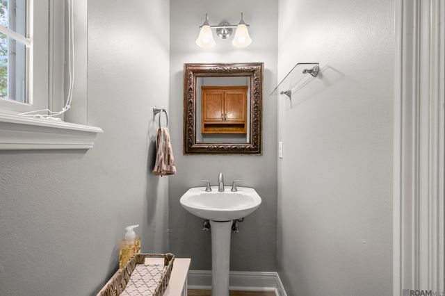 6130 Wildlife Way Ct, Baton Rouge, LA 70817