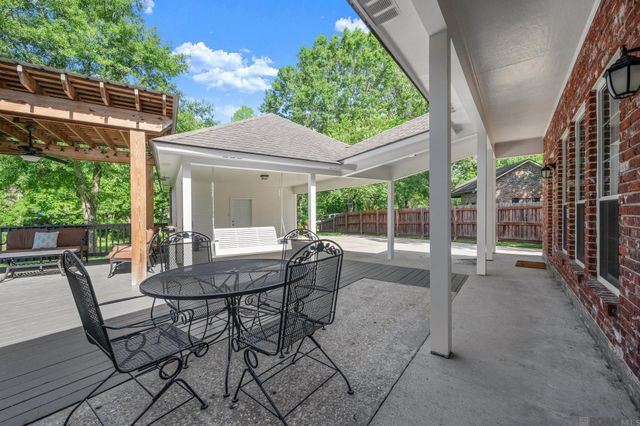 6130 Wildlife Way Ct, Baton Rouge, LA 70817