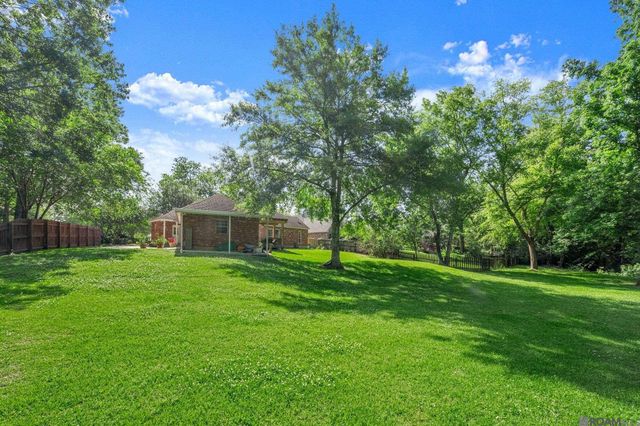 6130 Wildlife Way Ct, Baton Rouge, LA 70817