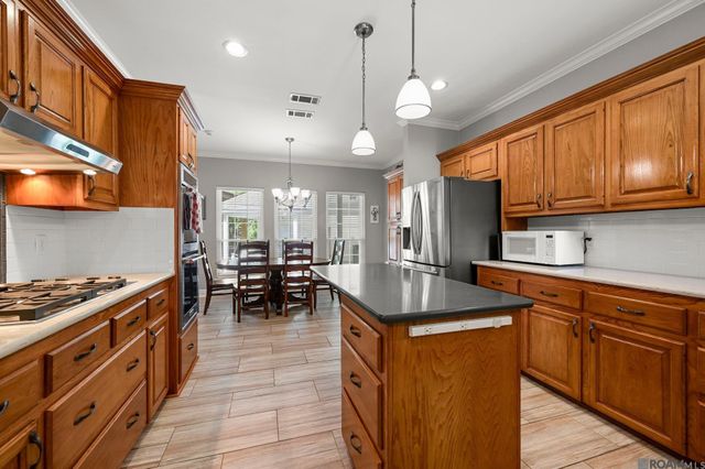 6130 Wildlife Way Ct, Baton Rouge, LA 70817