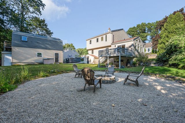 35 Fox Hill Road, Billerica, MA 01821