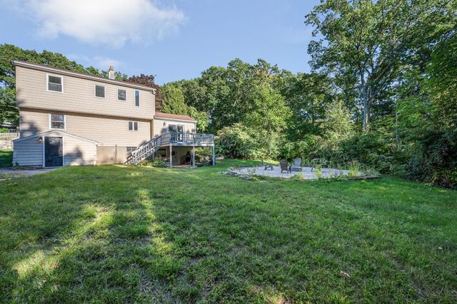 35 Fox Hill Road, Billerica, MA 01821