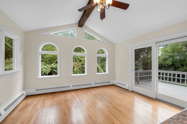 35 Fox Hill Road, Billerica, MA 01821