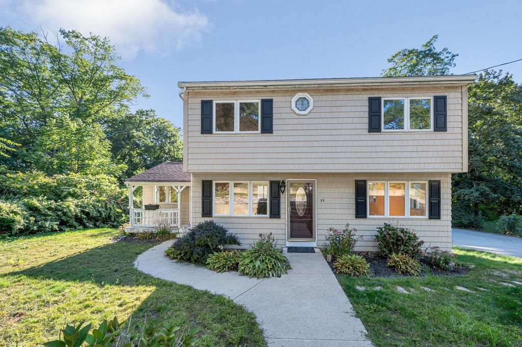 35 Fox Hill Road, Billerica, MA 01821