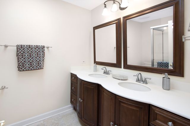 422 Valley View Road 0, Lake Barrington, IL 60010