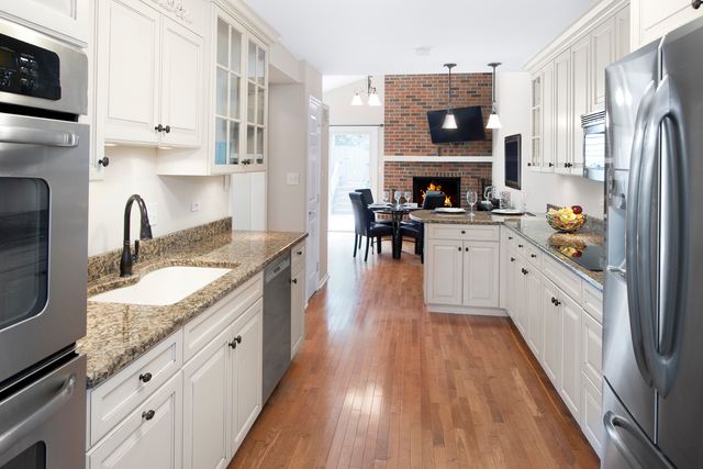422 Valley View Road 0, Lake Barrington, IL 60010