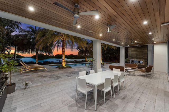 1508 Lake Drive, Delray Beach, FL 33444