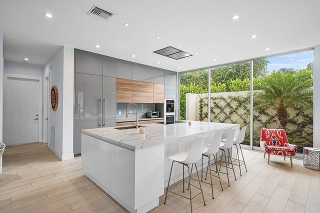 1508 Lake Drive, Delray Beach, FL 33444