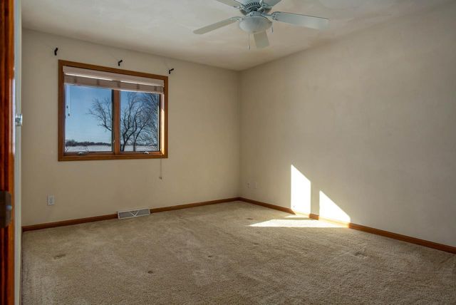 3705 N Harvest View Drive, Janesville, WI 53548