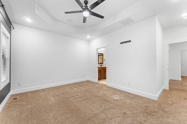 1112 S Brooks Avenue, Ozark, MO 65721