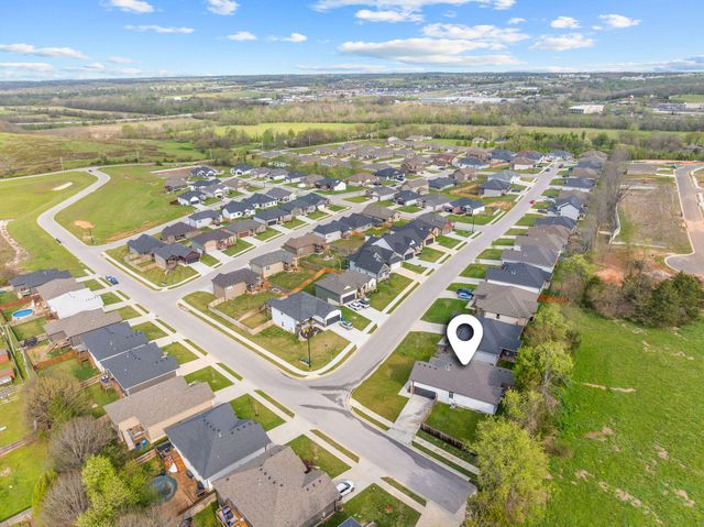 1112 S Brooks Avenue, Ozark, MO 65721