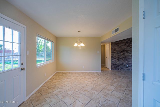 228 Midianite Drive, El Paso, TX 79927