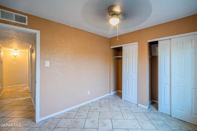 228 Midianite Drive, El Paso, TX 79927